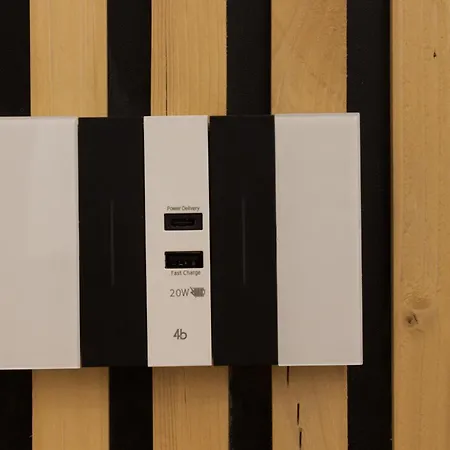 度假居 The Napolitaner - Single *